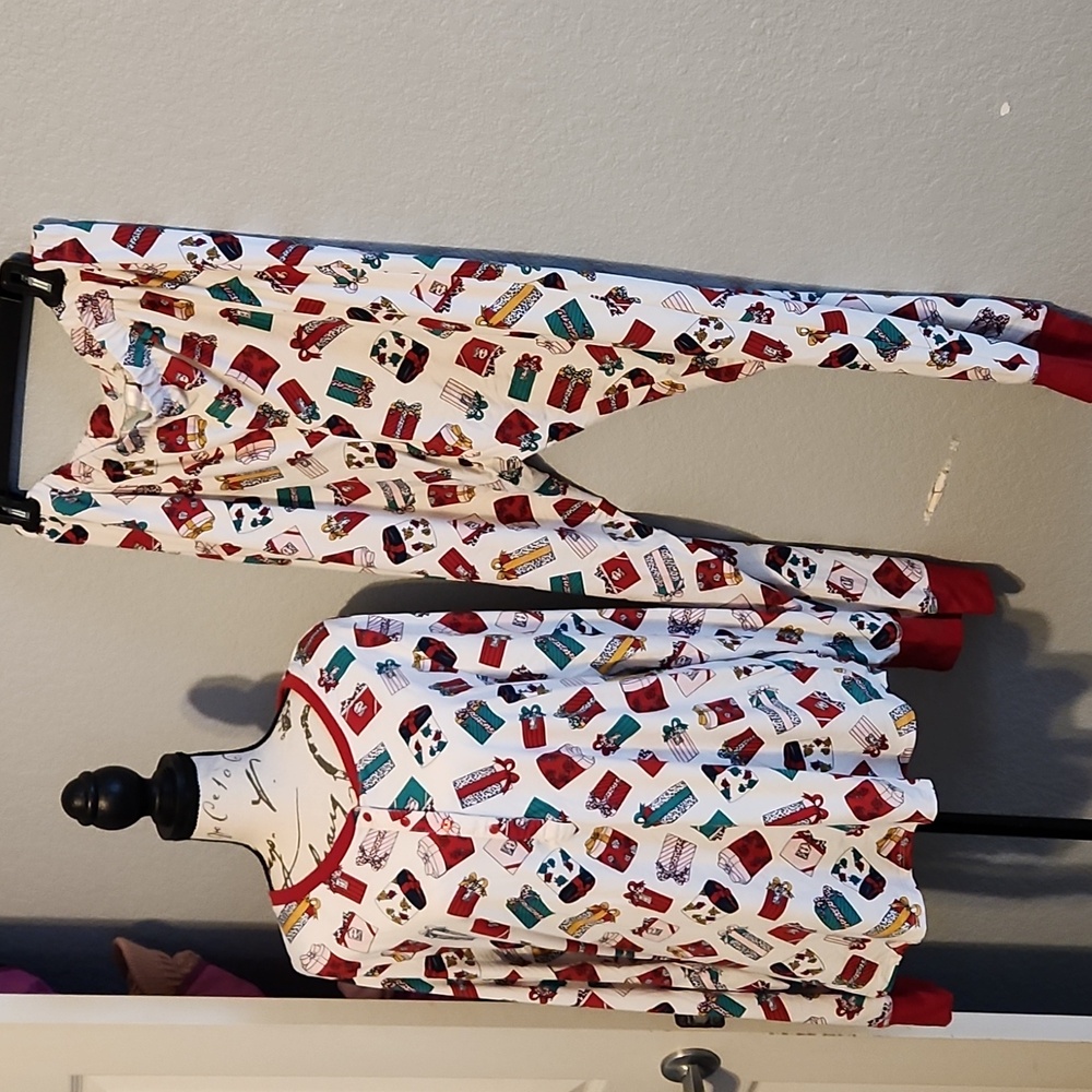 Secret treasure  pajamas